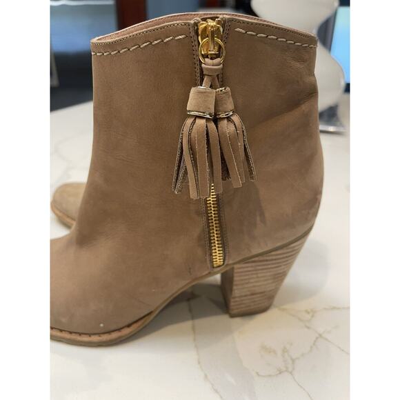 Stuart Weitzman Boots Womens Size 10 Suede Nuprancing Tassel Ankle Booties Fall - Picture 7 of 9